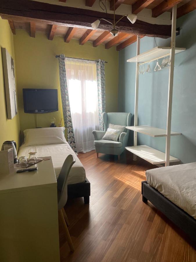 Le Camere Di Bsuites Affittacamere ปาร์มา ภายนอก รูปภาพ