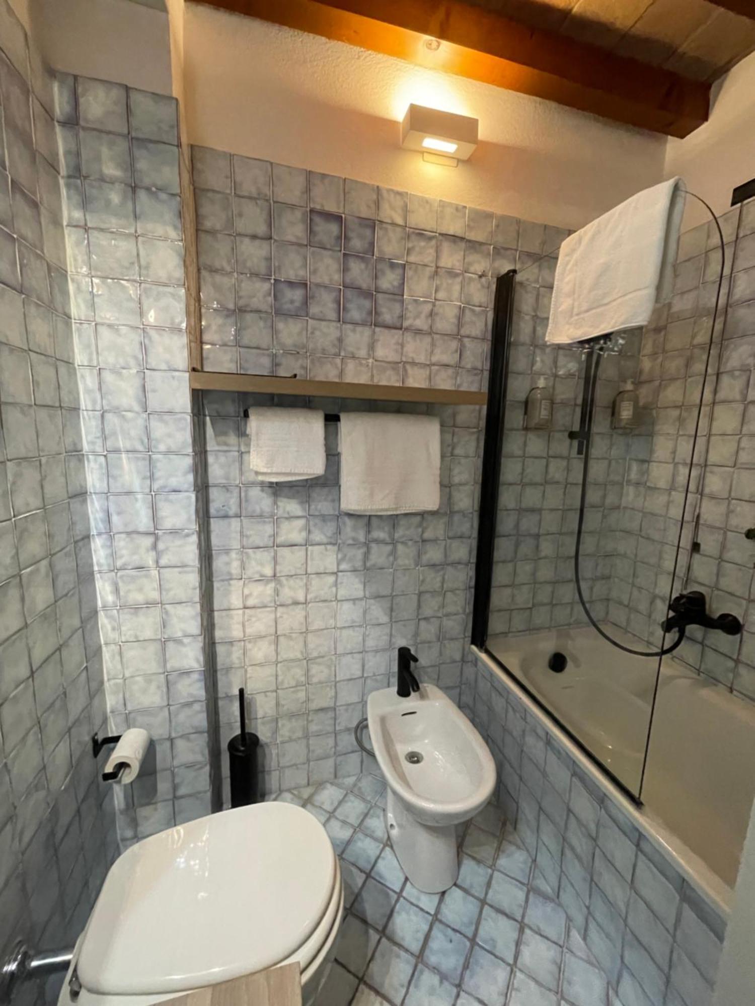 Le Camere Di Bsuites Affittacamere ปาร์มา ห้อง รูปภาพ