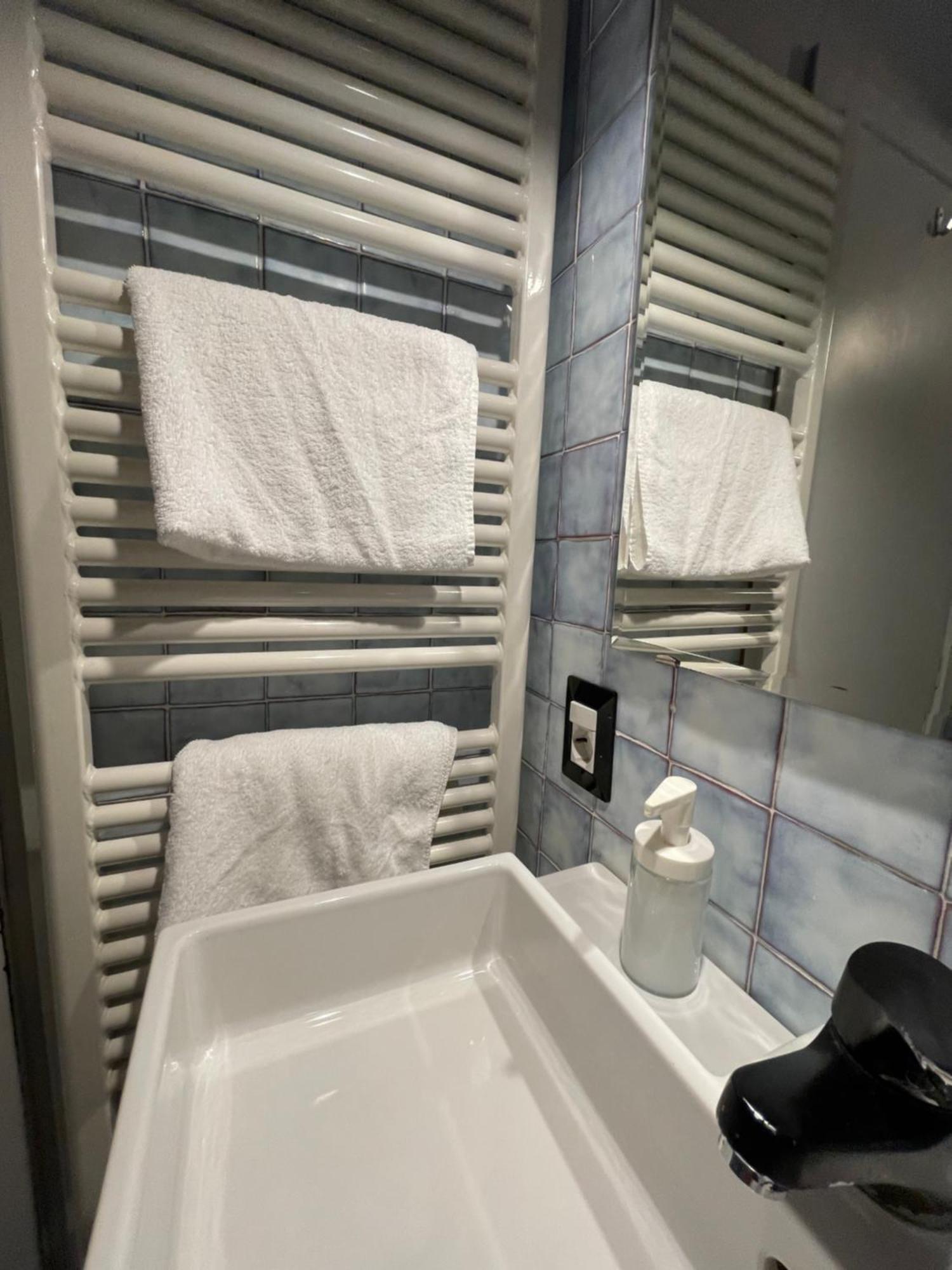 Le Camere Di Bsuites Affittacamere ปาร์มา ภายนอก รูปภาพ